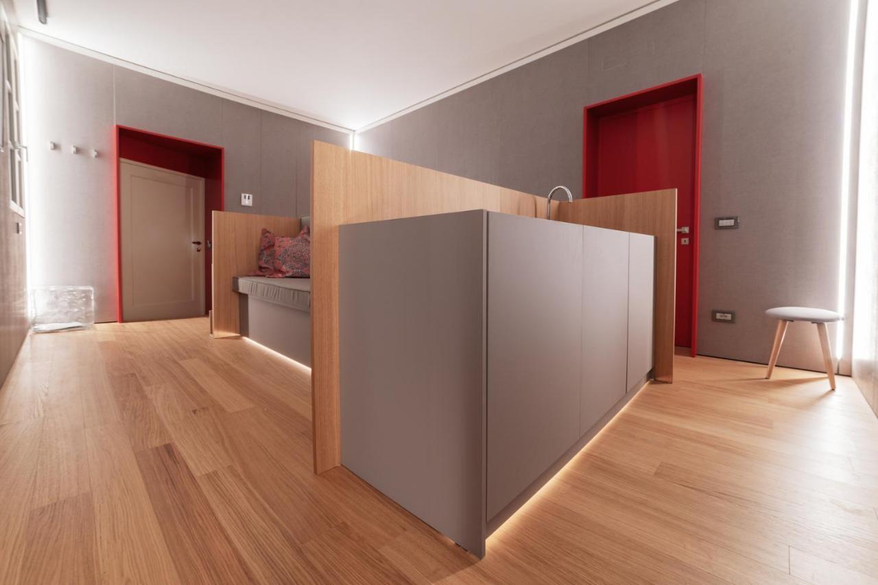 Апартаменты Catoo Dimora Di Design Park In Palazzo Nobiliare Al Duomo Падуя Экстерьер фото